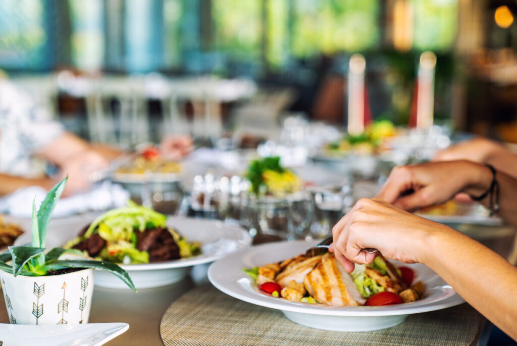 Saratoga Hunt’s Tastiest Secrets: Your Guide to Unforgettable Eats in Dale City’s Hidden Gem